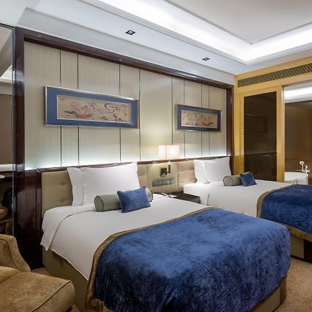 Crowne Plaza Hotel Lanzhou By Ihg מראה חיצוני תמונה