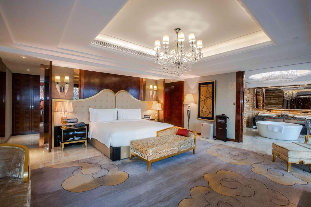 Crowne Plaza Hotel Lanzhou By Ihg מראה חיצוני תמונה