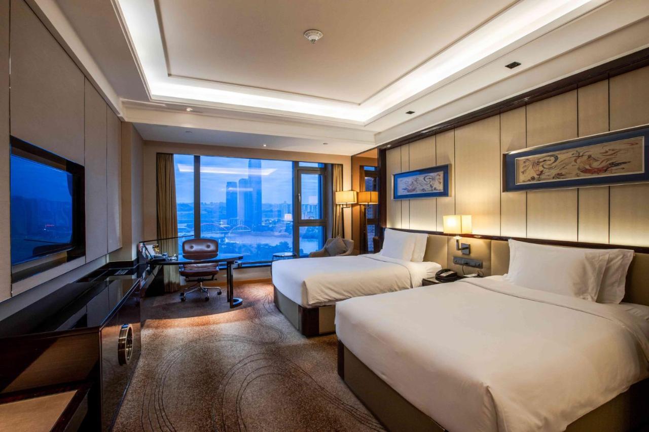 Crowne Plaza Hotel Lanzhou By Ihg מראה חיצוני תמונה