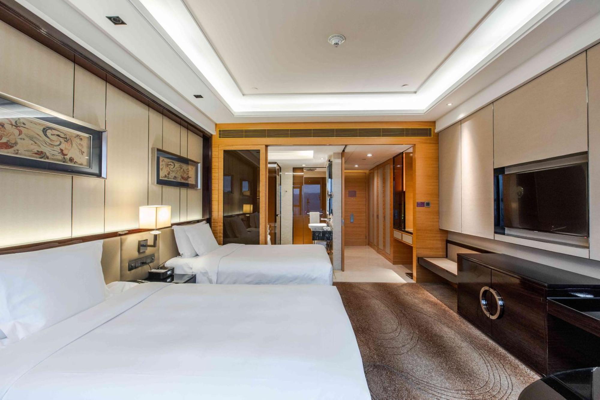 Crowne Plaza Hotel Lanzhou By Ihg מראה חיצוני תמונה